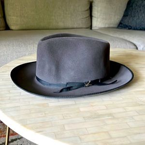 Stetson Stratoliner Hat Size 7 and 1/8